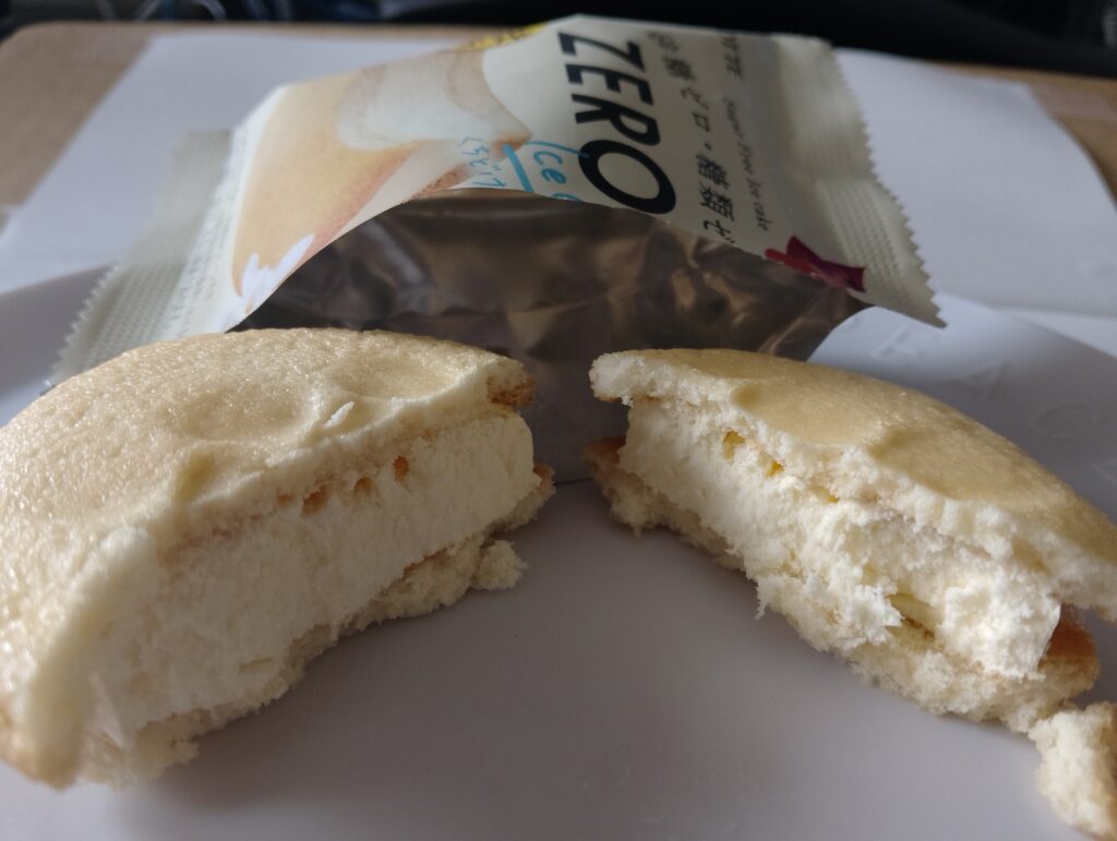 LOTTE　ロッテ　ZORE アイスケーキ　断面